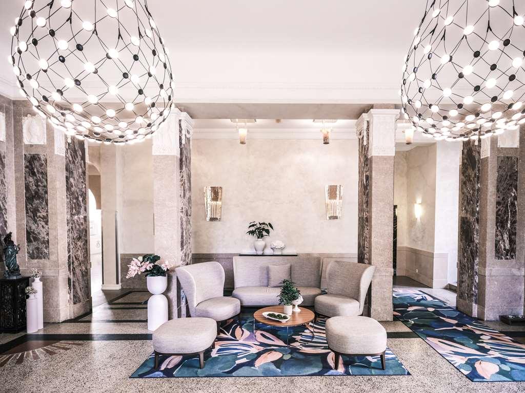 Falkensteiner Spa Resort Mariánské Lázně Interno foto The lobby of the hotel